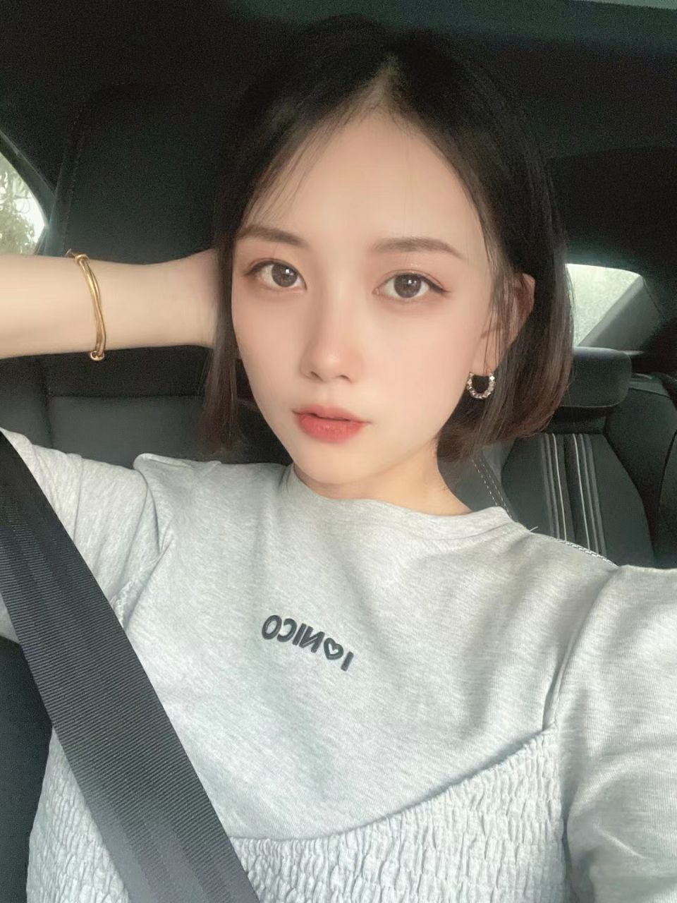 亚洲国产成人精品不卡青青草原