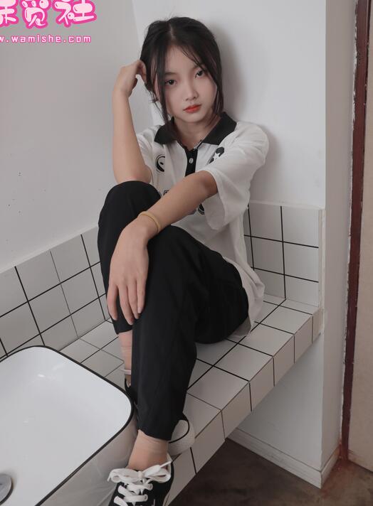 色翁荡息肉欲小说合集-高级商场偷窥厕所少妇 - 小鸡AV性饥渴寡妇肉乱2