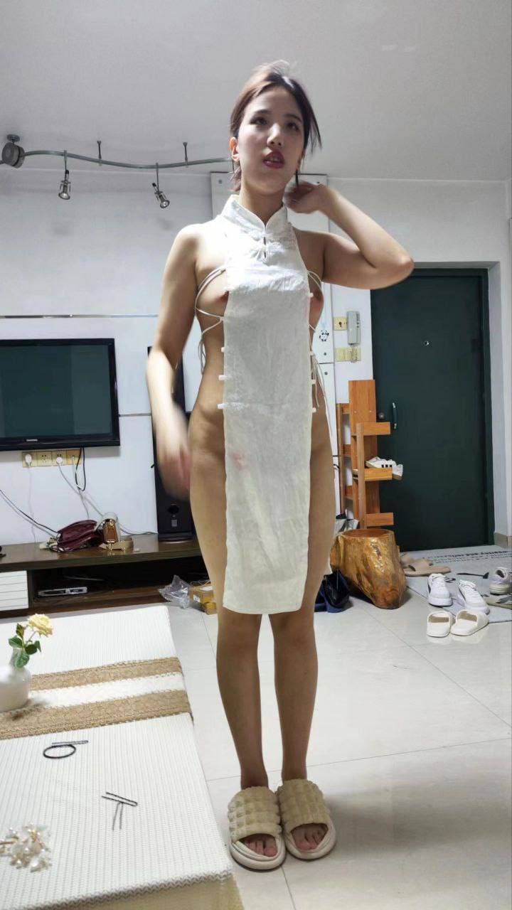 吃奶摸下面视频-高清二区 - 小鸡AV小浪货你夹得我真紧h