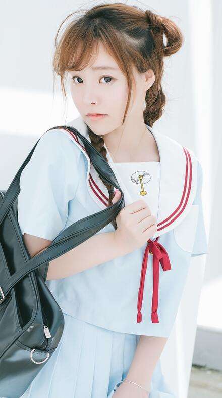 亚洲一线二线三线品牌精华液久久久-与人妻电梯激情 - 小鸡AV啊灬啊别停灬用力啊男男