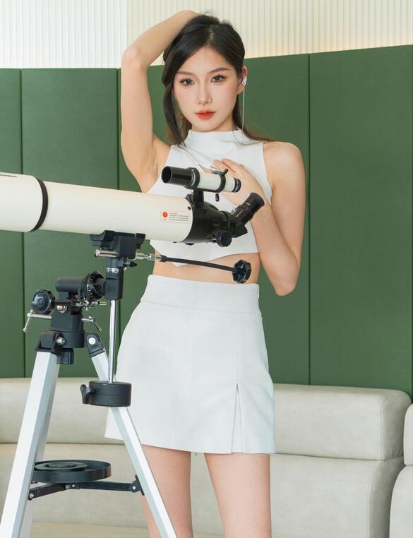 淫乱家族 电影-中文字幕 欧美精品 第1页 - 小鸡AV在教室伦流澡到高潮HGL动漫