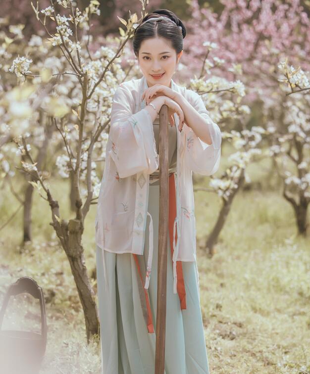 国产精品亚洲精品日韩己满十八小