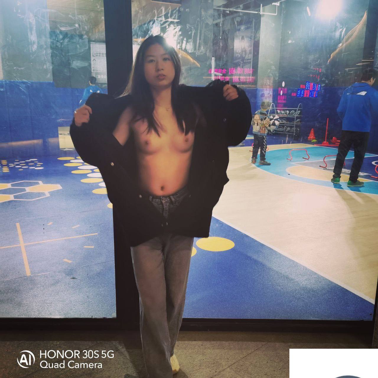 久久精品国产99国产精2020丨-激情瑟瑟 - 小鸡AV色戒删除