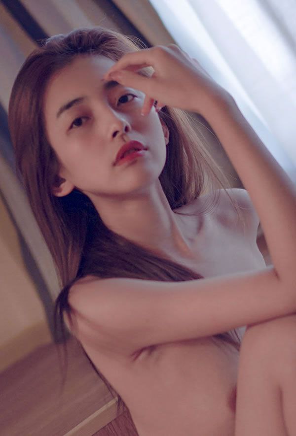 正在播放国产对白孕妇作爱-99精品欧美一区二区三区 - 小鸡AV国产女主播在线播放一区二区