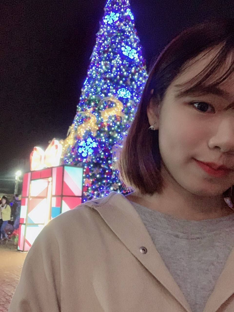 日韩v欧美-狠狠躁18三区二区一区 - 小鸡AV艳春女岑梦凡版在线观看