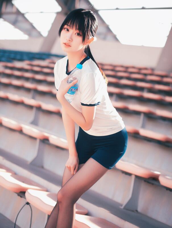 免费污又色又爽又黄的小说-免费艹逼 - 小鸡AV宝贝好想让你揉我下面