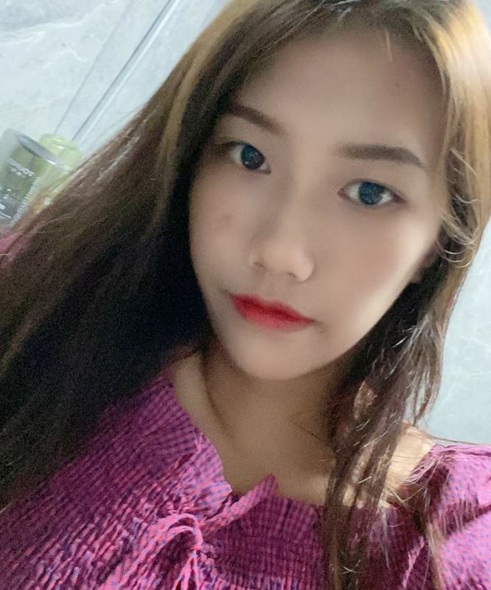 花房姑娘电影未删减版-亚洲第一中文 - 小鸡AV国产视频三区