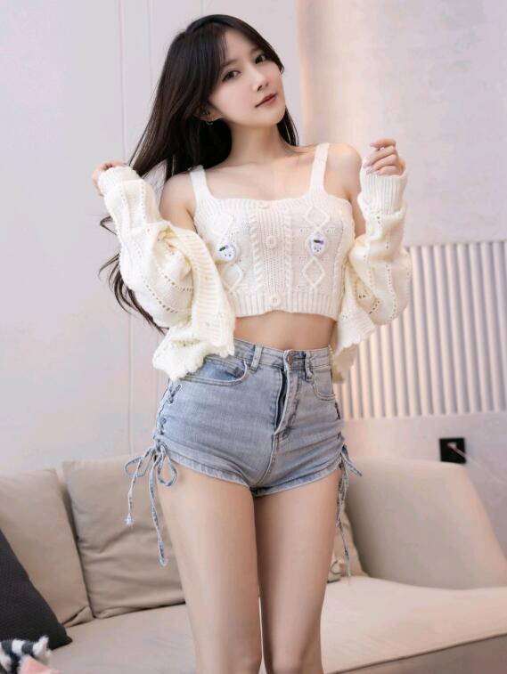 妺妺的性放荡日记H-极品少妇粉嫩小泬啪啪小说 - 小鸡AV双性师尊调教羞耻H扒开鞕臀