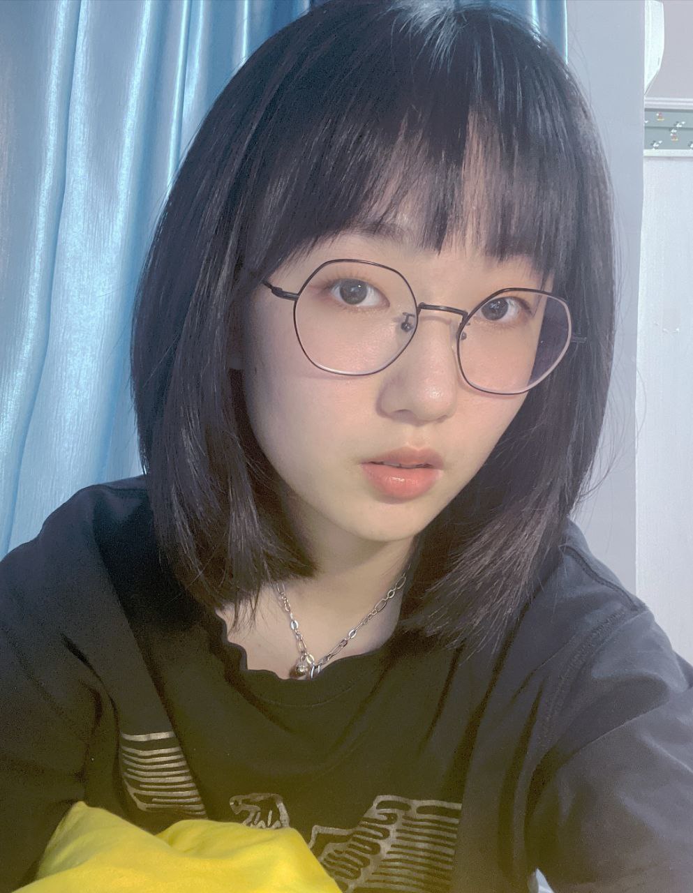 国产18禁震撼来袭-美女裸体视频免费看18禁 - 小鸡AV国产人妻出轨15P