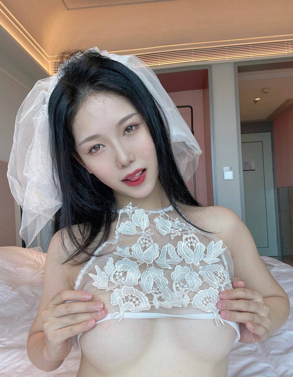 站长推荐国产午夜免费视频-靓妹仔失贞记 - 小鸡AV午夜在线视频免费观看