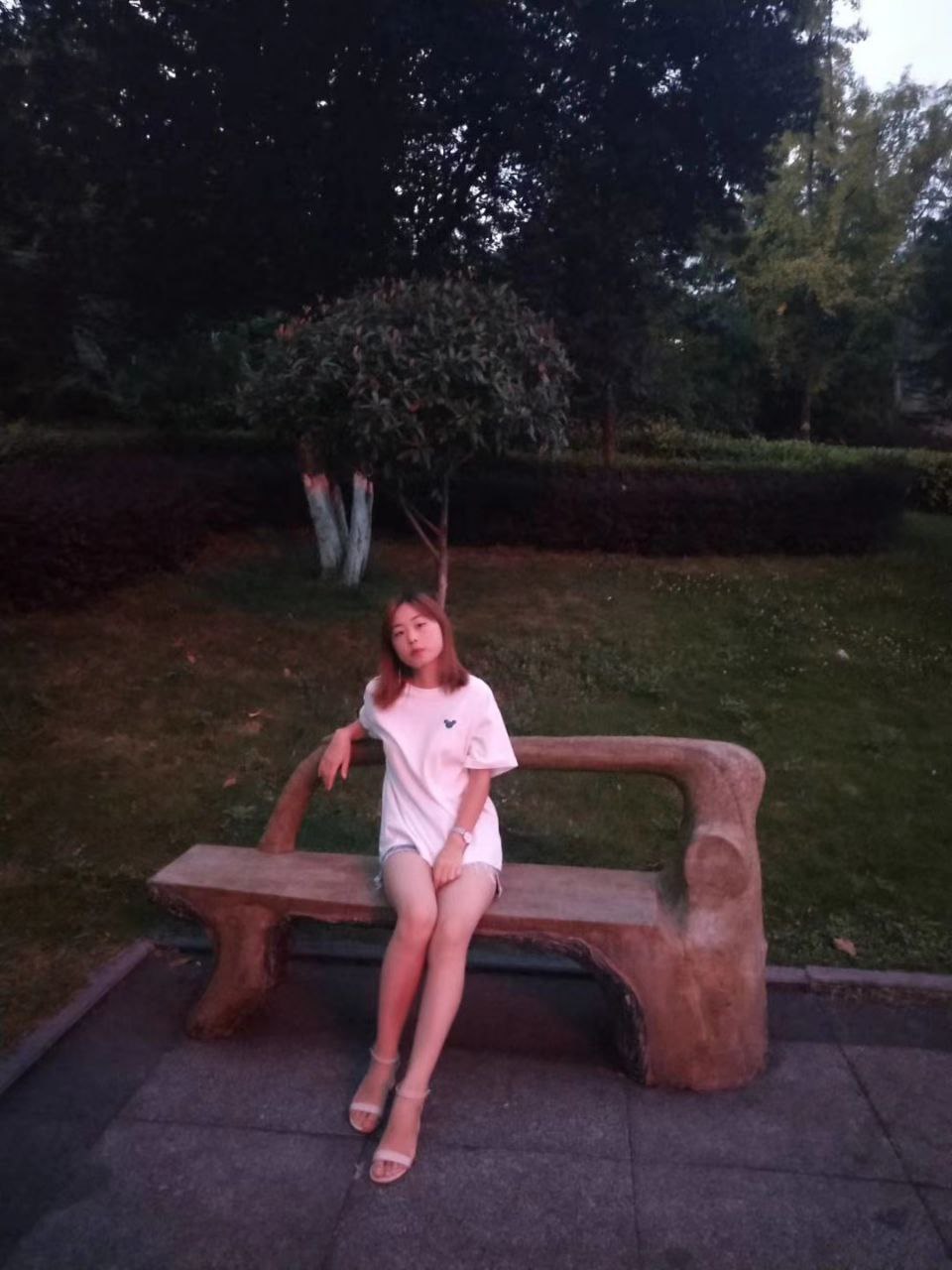 女大学生的秘密-毛片网此 - 小鸡AVavav网站