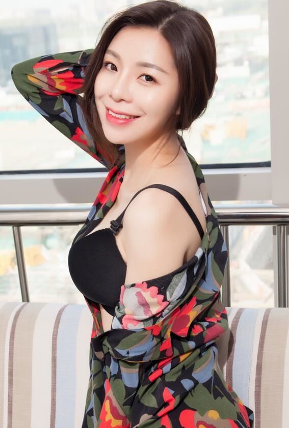 国王游戏-55夜色66夜色国产精品站 - 小鸡AV视频黄色免费