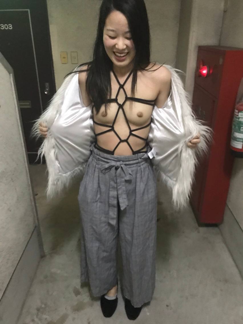 国产第一夜-国产亚洲第一伦理第一区 - 小鸡AV欧美成人禁片在线观看网址