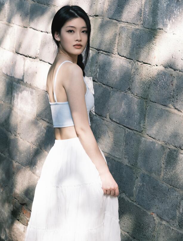 欧美一级片a-特一级黄色片 - 小鸡AV好大好硬好湿好爽再深一点视频