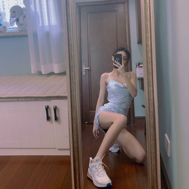 被男人添B超爽视频免费-国产人妻人伦精品836700 - 小鸡AV美女全身解开内裤