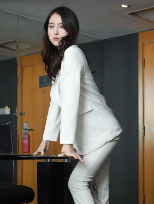 男的把J放进女人的小J视频-2018年秋霞无码片 - 小鸡AV亚洲免费无码中文在线亚洲在