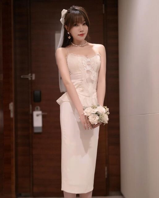 娇妻被两个老头疯狂进出-国内自拍 在线 亚洲 欧美 - 小鸡AVAV亚洲产国偷V产偷V自拍AV