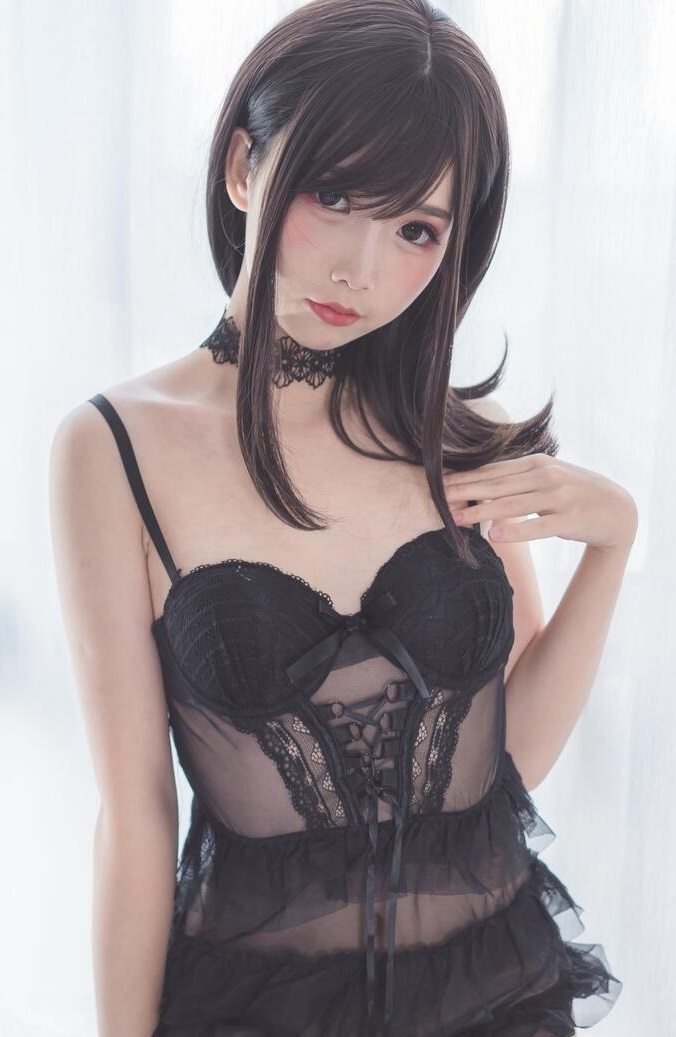 亚洲国产日韩精品一区二区三区-亚洲男人天堂2018av - 小鸡AV裸男洗澡图片无遮挡