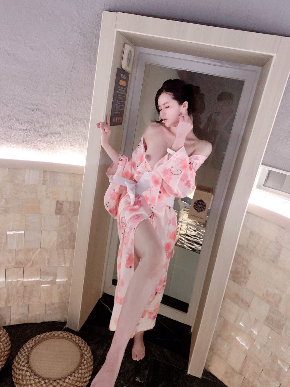 日日麻批40分钟免费播放-久久精品国产波多野结衣 - 小鸡AV超级黄的动态视频