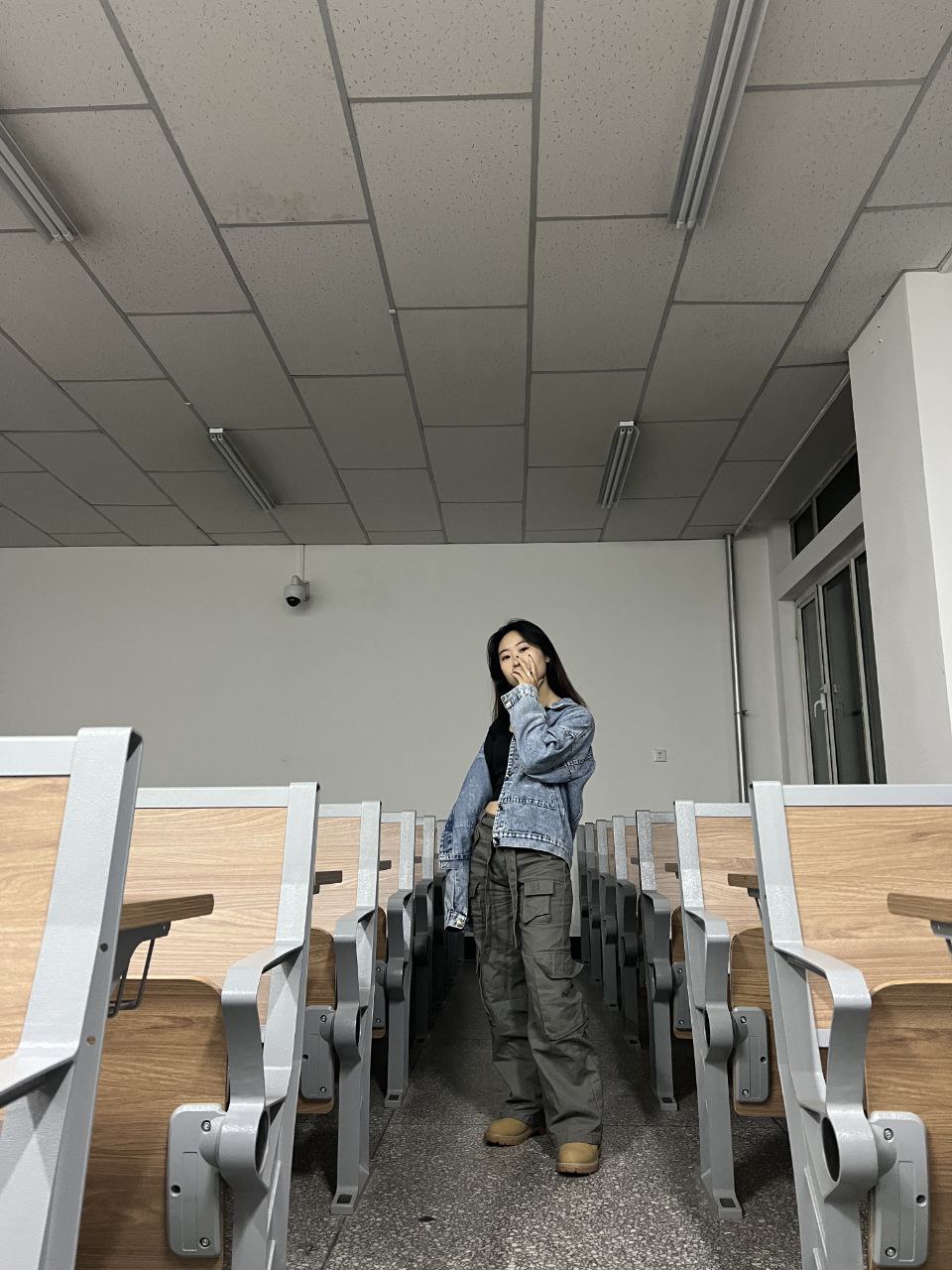 亚洲欧美日韩第一页-国产免费精彩视频 - 小鸡AV撕开她的乳罩慢慢揉捏动漫