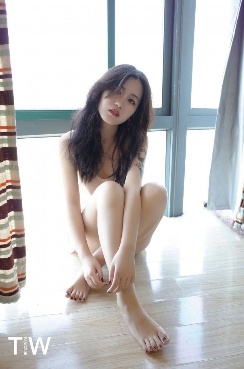 欧美9区-精品免费视在线观看 - 小鸡AV韩国激情我的老师2