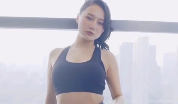 香蕉尹人在线观看免费下载-相亲对象是个问题学生 - 小鸡AV免费的色视频