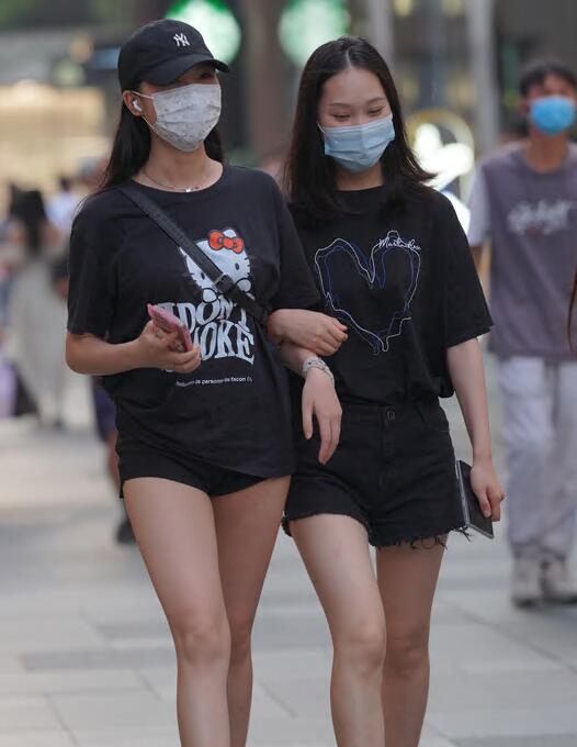 黄色在线免费播放-久久精品久久久久 - 小鸡AV色成人在线