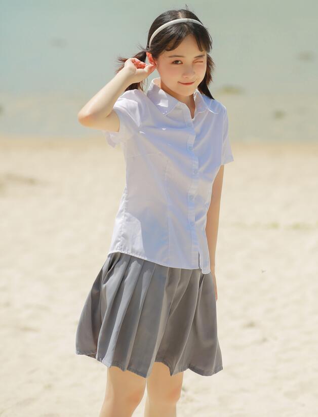 娇妻的闺蜜下面好紧