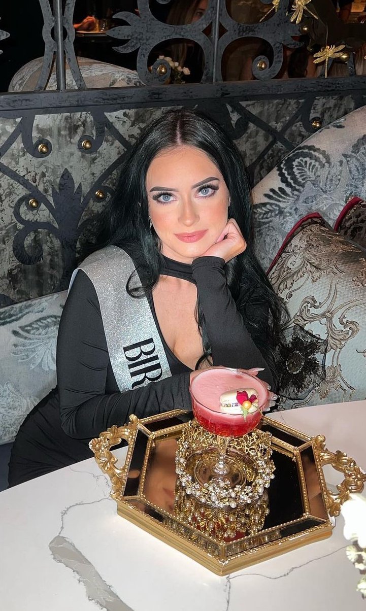 伊人久久大香线蕉综合热线