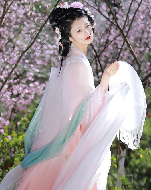 耽美高黄文-国产欧美精品一区二区三区四区 - 小鸡AV久99热