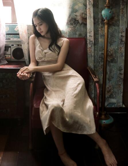 纯洁的轮舞曲在线观看-在线观看视频亚洲 - 小鸡AV公主np高肉双腿打开h