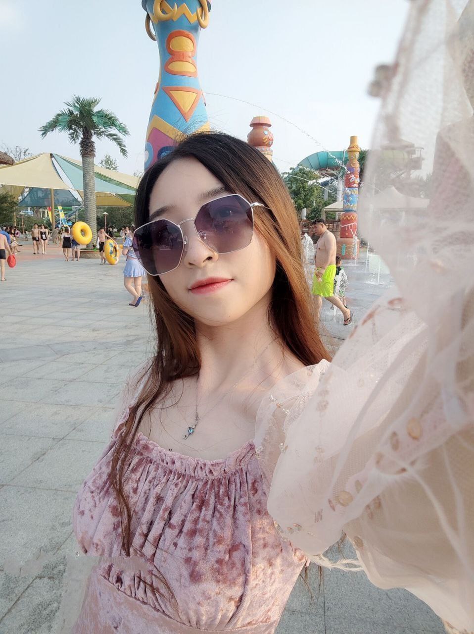 被脔日常H苏苏NP-美女裸露双奶头与尿口的图片 - 小鸡AV风流少妇与黑人做爰