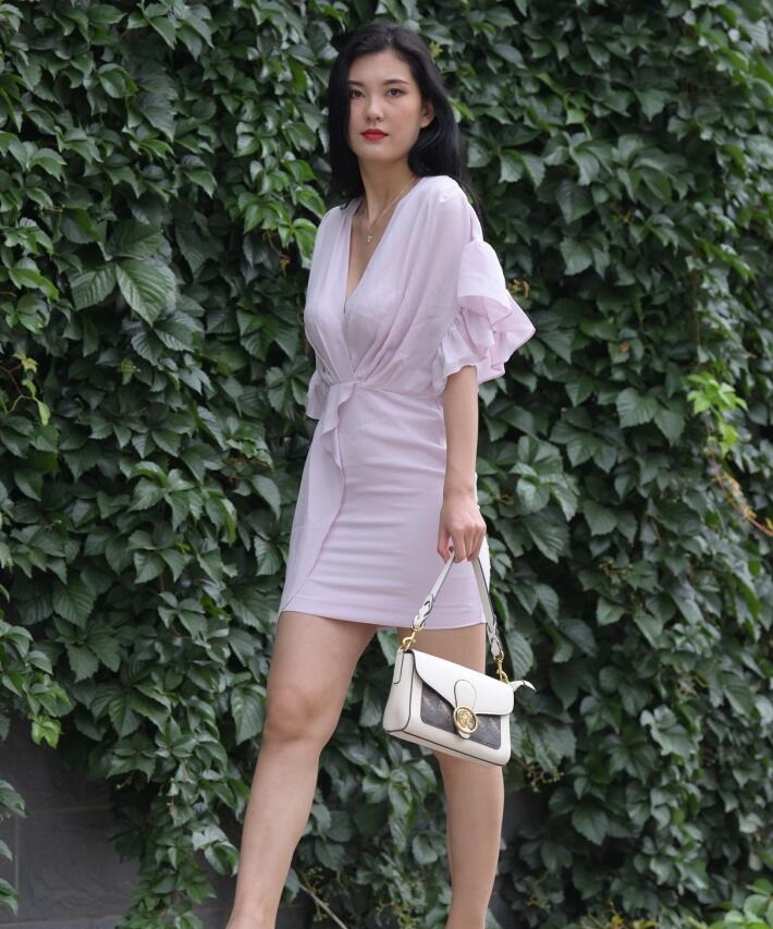 中文字幕熟女人妻偷伦在线视频-高潮内射免费看片 - 小鸡AV公主的欲奴H四根双龙NP视频