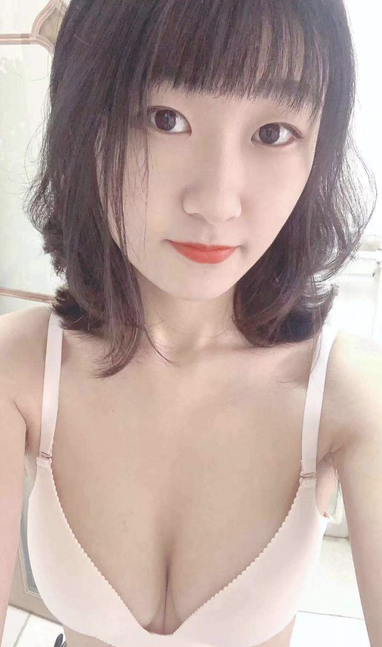 粗大猛地挺进娇喘啊在线视频BD