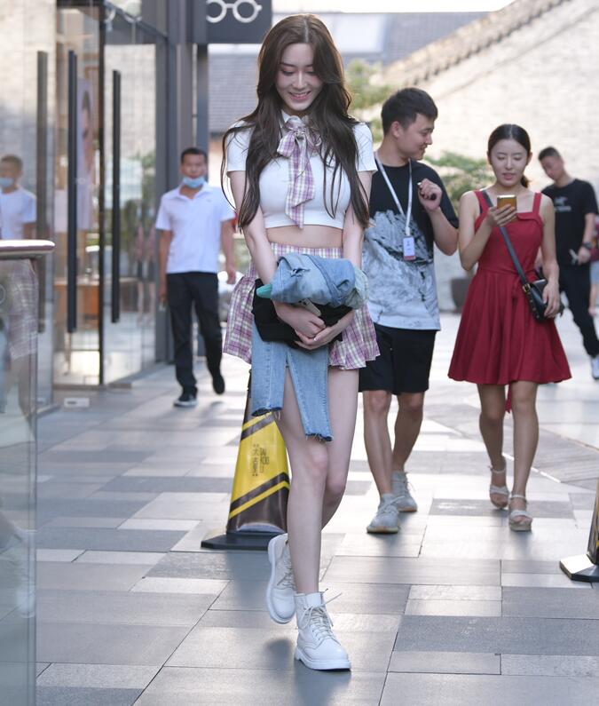 AV国産精品毛片一区二区小说-第一次的人妻 - 小鸡AV国产免费又色又爽又黄的小说