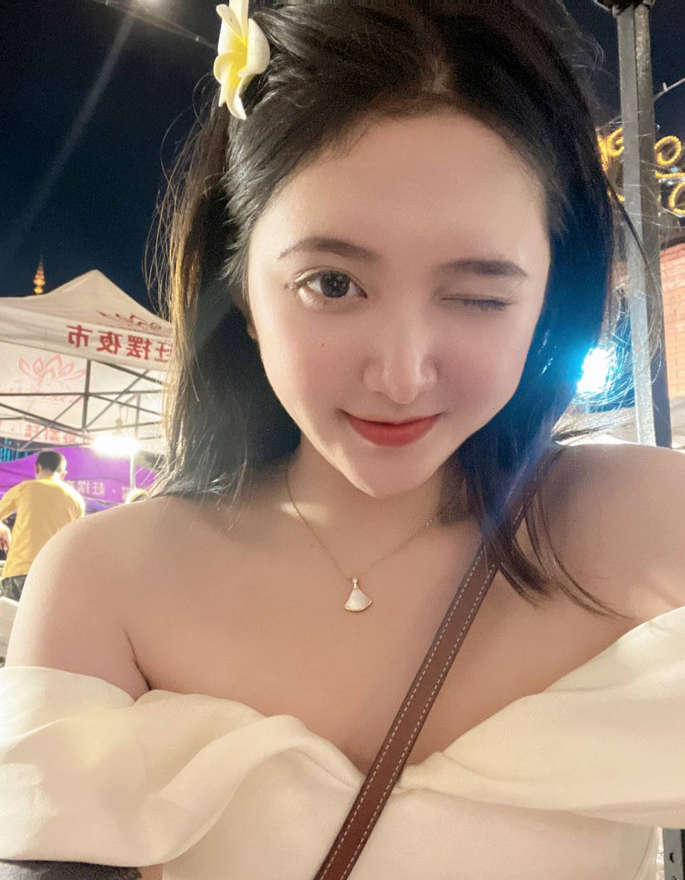 国产无遮挡又爽又色又刺激-欧美日韩亚洲视频 - 小鸡AV翁熄粗大进出36章