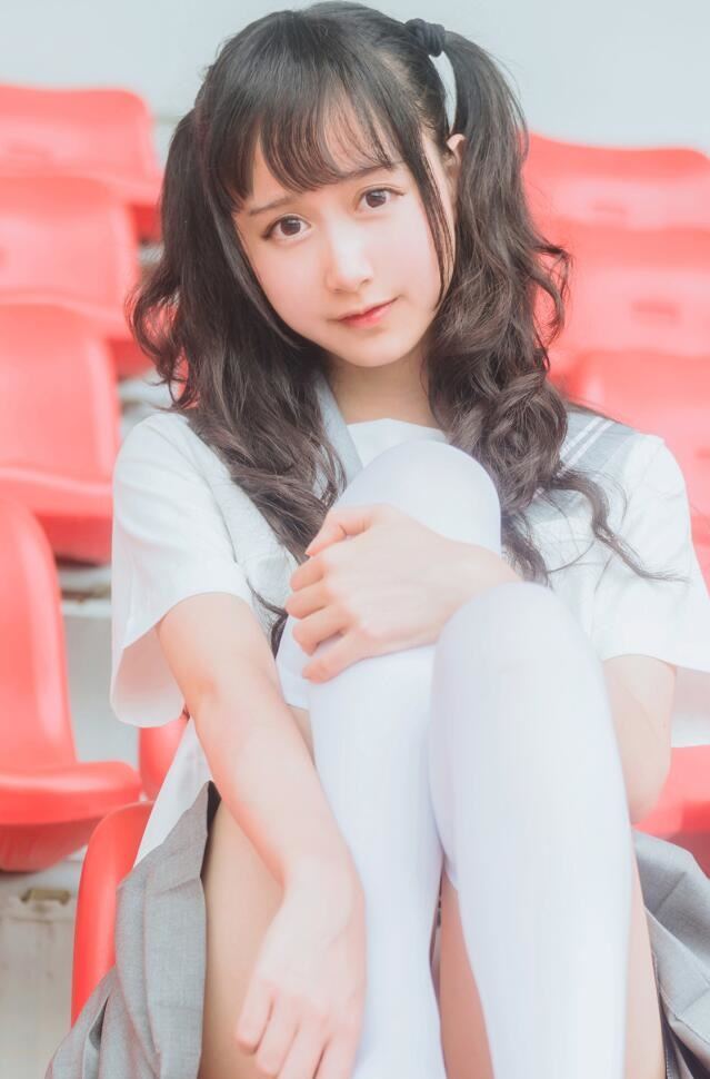 李玲大尺度-女人下边被舔全过视频 - 小鸡AV法国色情巜野性