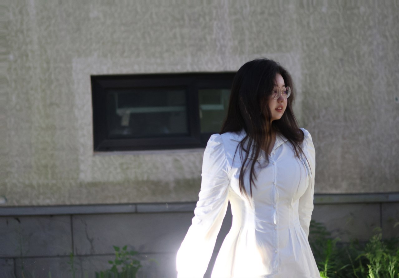 久视频免费精品6-亚洲视频网址 - 小鸡AV摸进她的小内裤狂摸里漫画