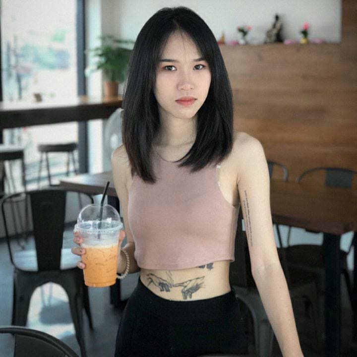 小混混把校草c出水-99久久精品6在线播放 - 小鸡AV被老板按在办公室BD电影