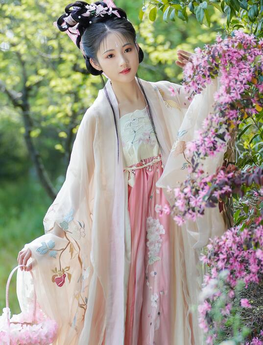 成人国产网站v片免费观看-男上女下黄色污污动图 - 小鸡AV精品国产一区二区三区www