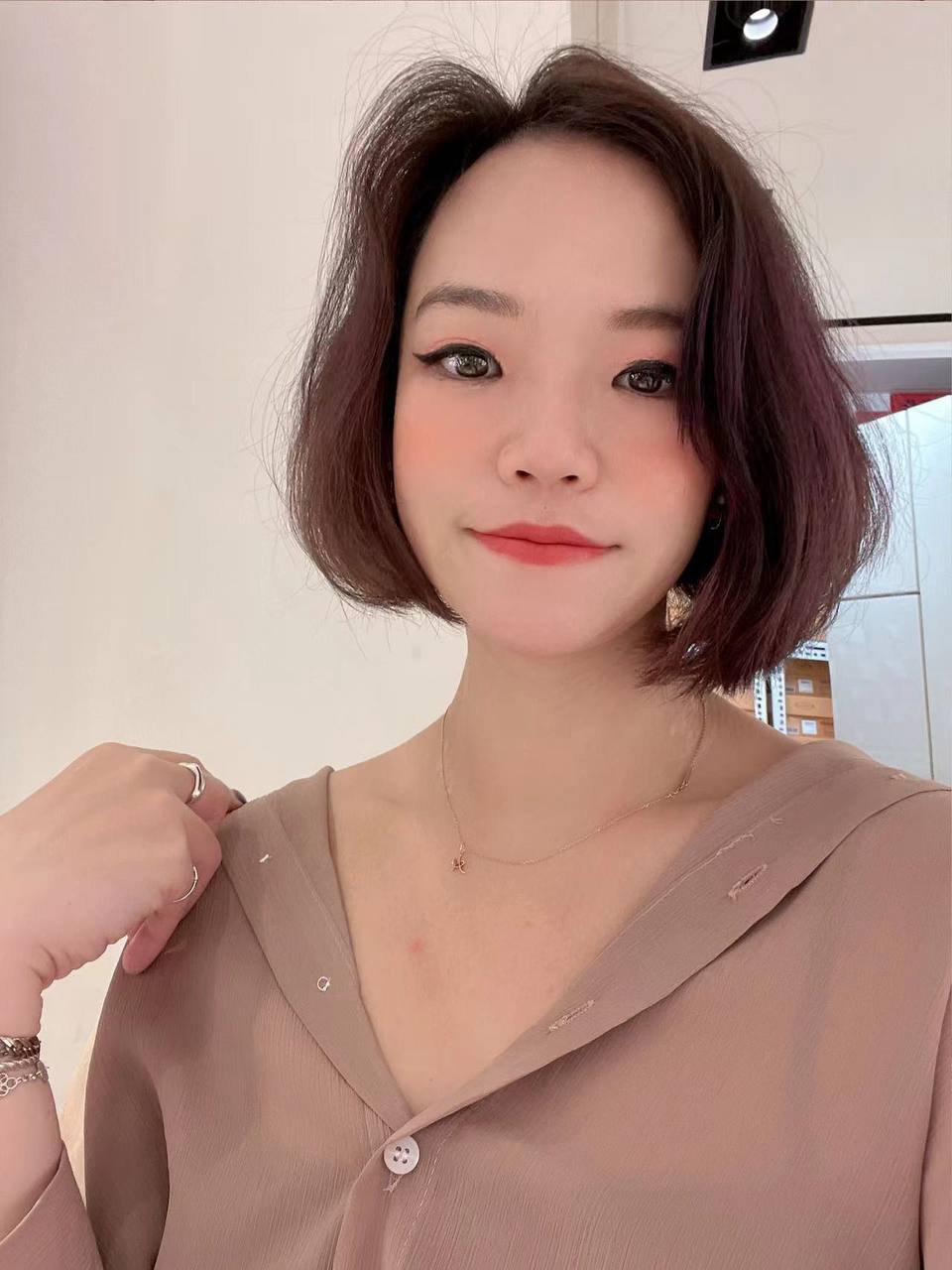 美女扒开腿让男人桶爽的图片-在线看国产精品 - 小鸡AV天天射日日射