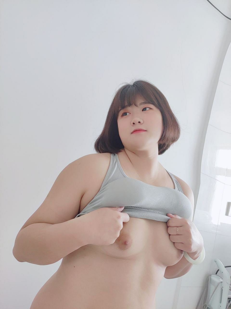 日韩精品久久久免费观看夜色-免费又黄又爽的视频 - 小鸡AV欧美男插女