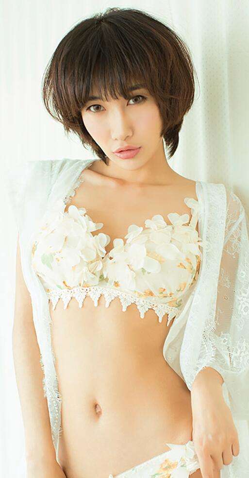 伊人精品在线观看