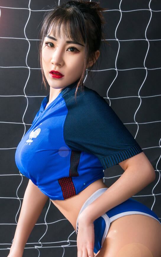 亚洲a在线播放-日韩精品一区二区三区视频 - 小鸡AV公车上苏晴被猛烈的进出小说