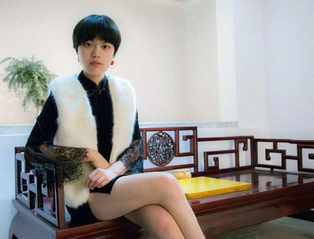 国产精品人人妻人人爽人人牛-双性两腿大开揉捏花蒂 - 小鸡AV日本毛片爽看免费视频