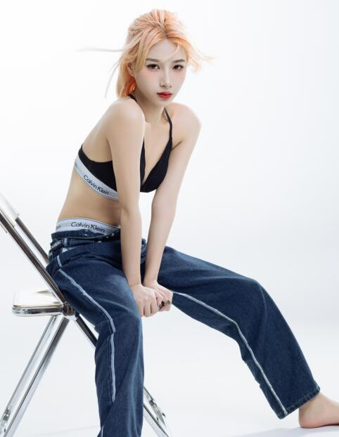 激性欧美激情在线播放16页-调教室虐调教h打开腿np视频 - 小鸡AV国产香蕉免费精品视频