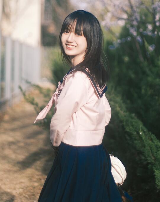 亚洲欧美制服中文字幕