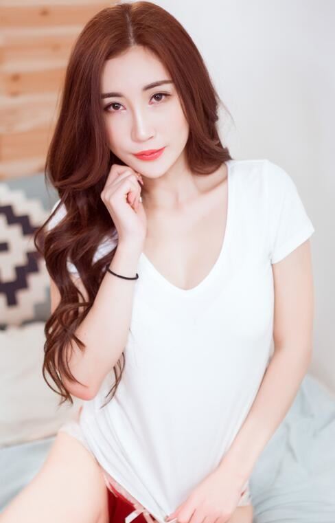 色漫画之动车里被强-欧美黑人猛性暴交 - 小鸡AV两根双龙玩弄尿喷H肉4p