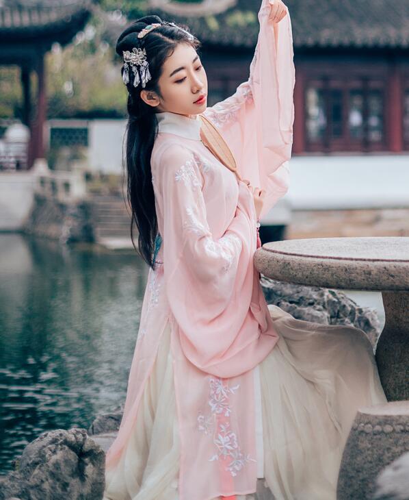 金萍梅-午夜在线亚洲男人午在线 - 小鸡AV久色乳综合思思在线视频