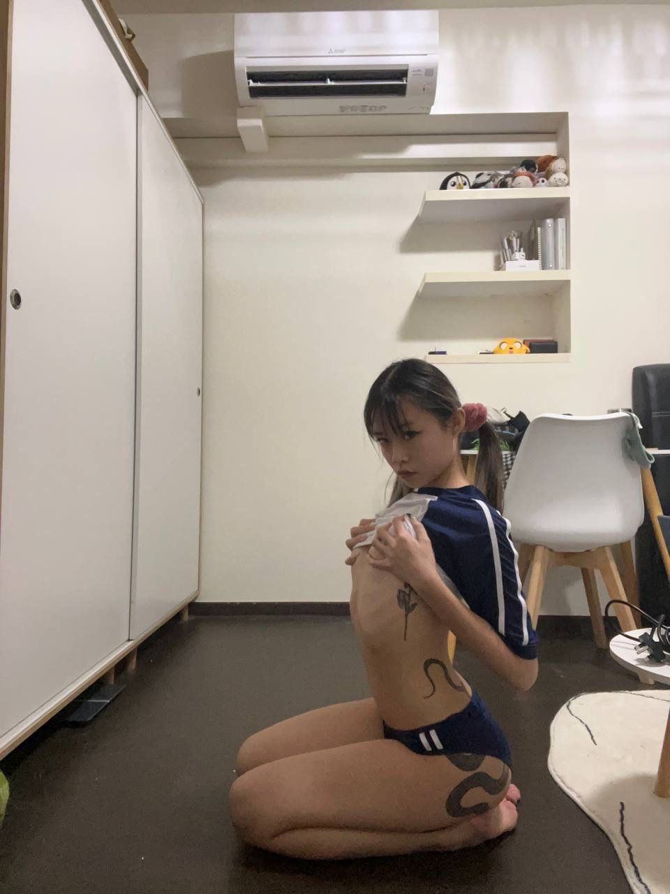 老师系列高H文-攻受在教室边做边H - 小鸡AV精品国产久线观看视频